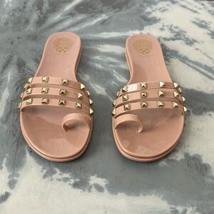NWOB Vince Camuto Jelly Slides